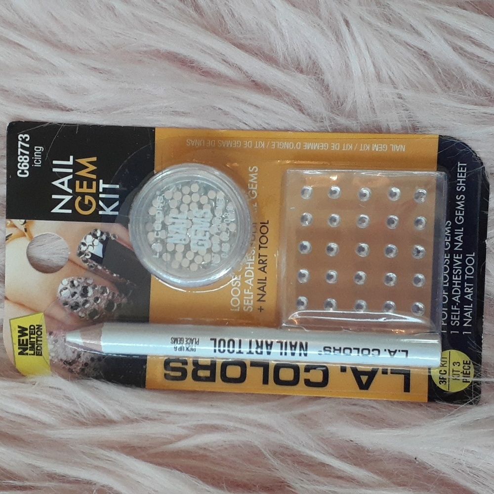 Brand New L.A. COLORS  NAIL GEM KIT
